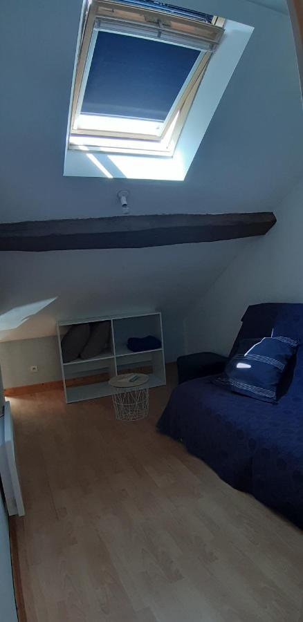 Le De L'atelier Country house